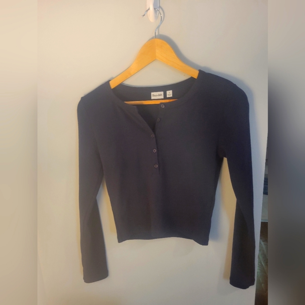 Aritzia cropped henley